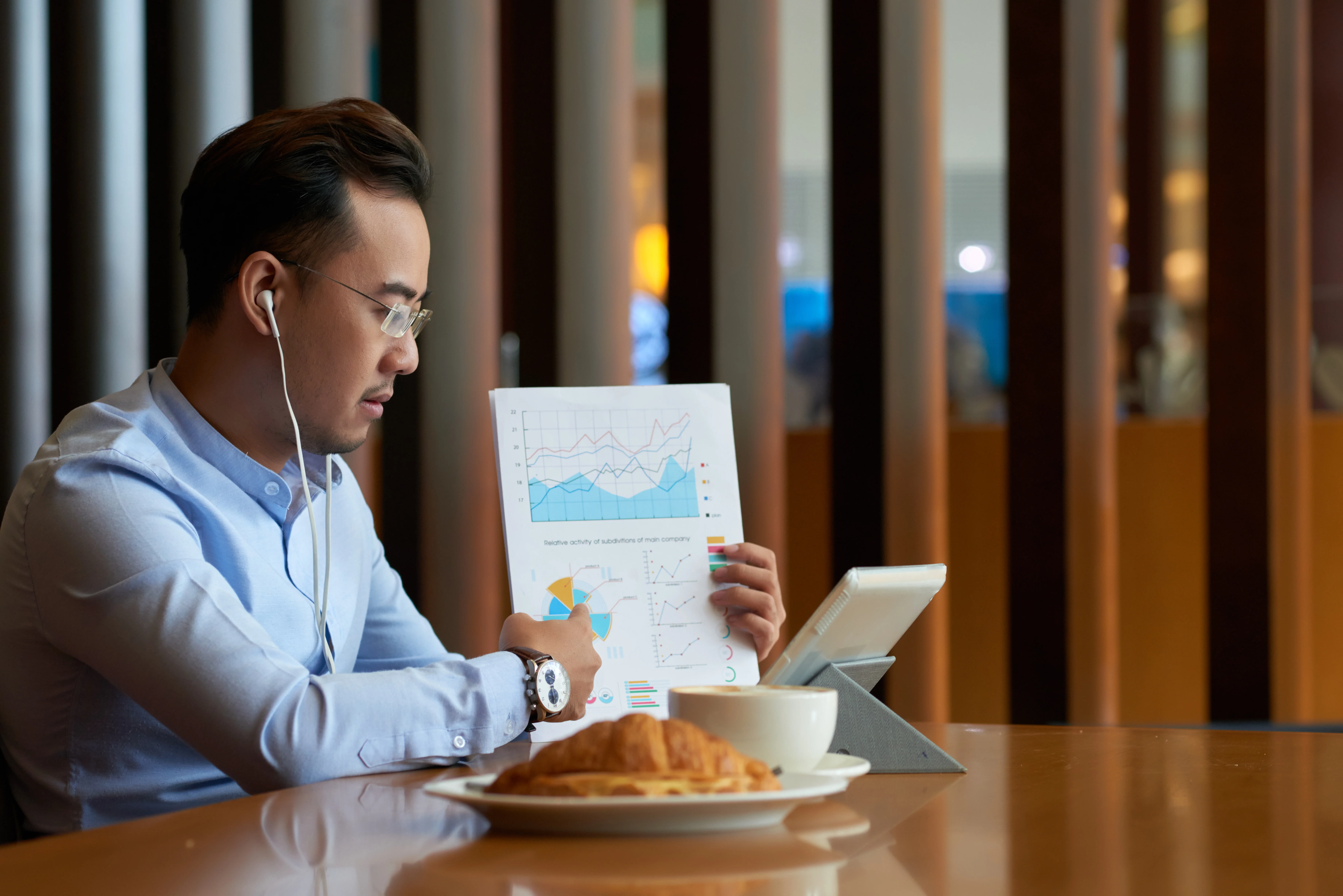How Small Businesses Can Compete with Big Brands in 2025